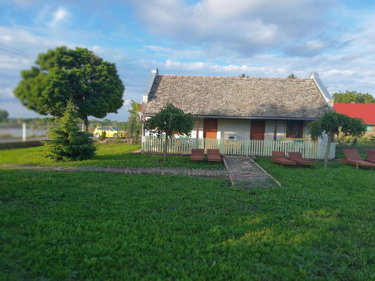 Villa Diiva Curug Ngoại thất bức ảnh